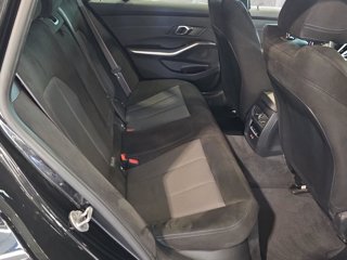 BMW 320d touring mhev 48v xdrive msport auto