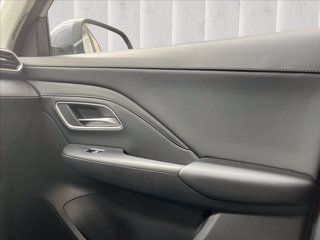 MG MG ZS HYBRID + LUXURY