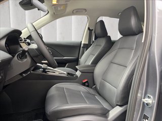 MG MG ZS HYBRID + LUXURY