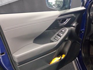 SUBARU Crosstrek 2.0i e-boxer Premium