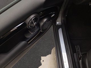 MINI Mini 3p cooper se essential auto