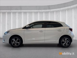 MG MG3 HYBRID + LUXURY