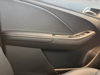 MG MG3 HYBRID + LUXURY