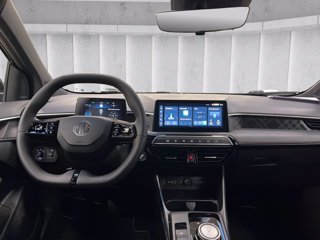 MG MG3 HYBRID + LUXURY