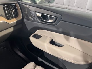 VOLVO XC60 2.0 t6 phev Ultra Bright awd auto