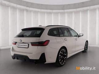 BMW 320d touring mhev 48v xdrive msport auto