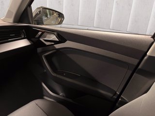 AUDI A1 Sportback 30 1.0 tfsi Identity Black 110cv s-tronic