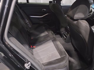 BMW 320d touring mhev 48v xdrive msport auto