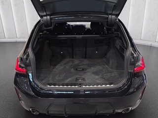 BMW 320d touring mhev 48v xdrive msport auto