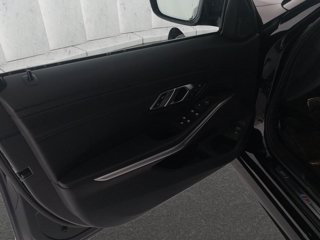 BMW Serie 3 320d Touring mhev 48V xdrive Msport auto