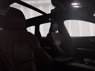 VOLVO XC60 2.0 b4 R-design awd auto