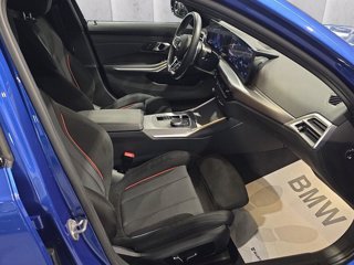 BMW 320d touring mhev 48v xdrive msport auto