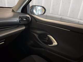 TOYOTA Yaris 1.0 Trend