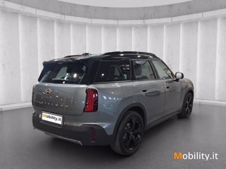 MINI Mini countryman 2.0 48v d classic auto