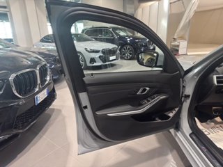 BMW 320d touring mhev 48v xdrive msport auto