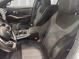 BMW 320d touring mhev 48v xdrive msport auto