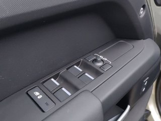 LAND ROVER Defender (2019) LAND ROVER 110 3.0D I6 200 CV AWD Auto S