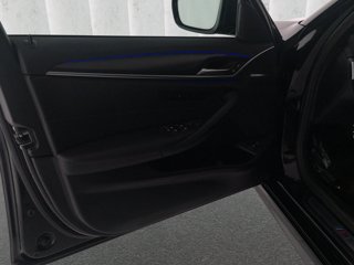 BMW 540d touring mhev 48v xdrive msport auto