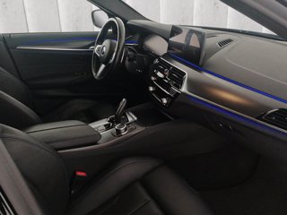 BMW 540d touring mhev 48v xdrive msport auto