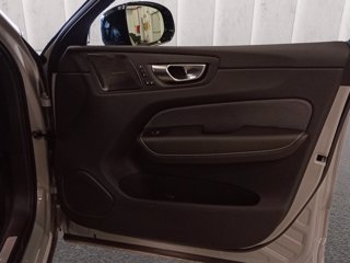 VOLVO XC60 2.0 b5 Plus Dark awd auto