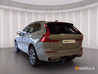 VOLVO XC60 2.0 b5 Plus Dark awd auto