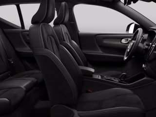 VOLVO XC40 2.0 b3 Ultra Black Edition auto