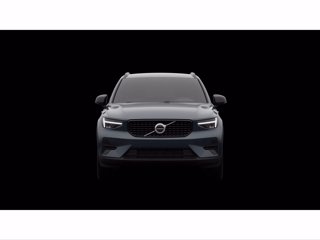 VOLVO XC40 2.0 b3 Plus Dark auto