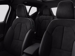 VOLVO XC40 2.0 b3 Ultra Black Edition auto