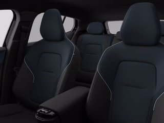 VOLVO EX30 Single Motor Extended Range Plus Black Edition rwd