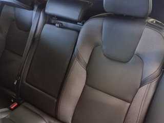 VOLVO XC60 2.0 b4 R-design awd auto