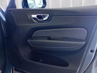 VOLVO XC60 2.0 b4 R-design awd auto