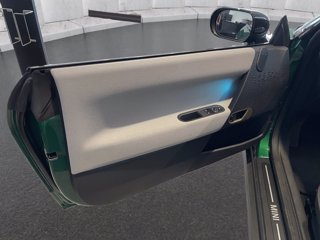 MINI Mini Cooper E Favoured