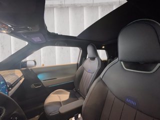 MINI Mini Cooper E Favoured