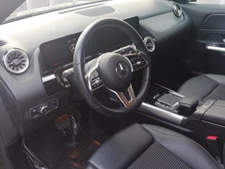 MERCEDES Gla 180 sport plus auto