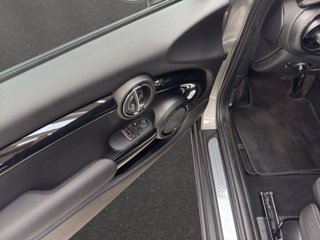 MINI Mini 3p cooper se essential auto