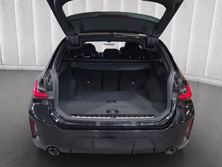 BMW 320d touring mhev 48v xdrive msport auto
