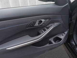 BMW 320d touring mhev 48v xdrive msport auto