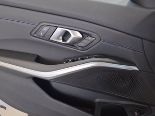 BMW 320d touring mhev 48v xdrive msport auto