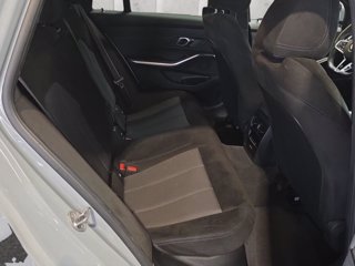 BMW 320d touring mhev 48v xdrive msport auto