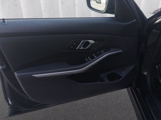 BMW 320d touring business advantage auto