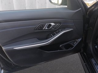 BMW 320d touring mhev 48v xdrive msport auto