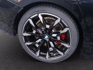 BMW 320d touring mhev 48v xdrive msport auto