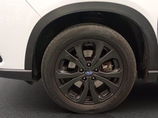 SUBARU Forester 2.0i e-boxer 4dventure lineartronic