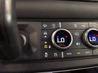 LAND ROVER Defender (2019) LAND ROVER 90 3.0D I6 250 CV AWD Auto X-Dynamic S