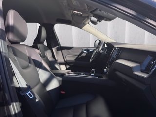 VOLVO XC60 2.0 b4 Plus Dark auto