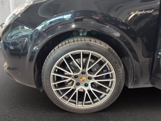 PORSCHE Cayenne 3.0 e-hybrid tiptronic