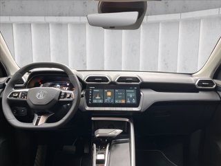 MG ZS 1.5 hybrid+ Luxury auto