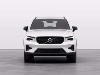 VOLVO XC40 2.0 b3 Plus Dark auto
