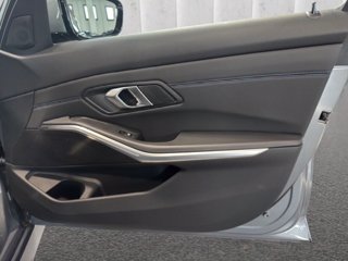 BMW 320d touring mhev 48v xdrive msport auto