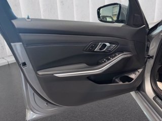 BMW 320d touring mhev 48v xdrive msport auto